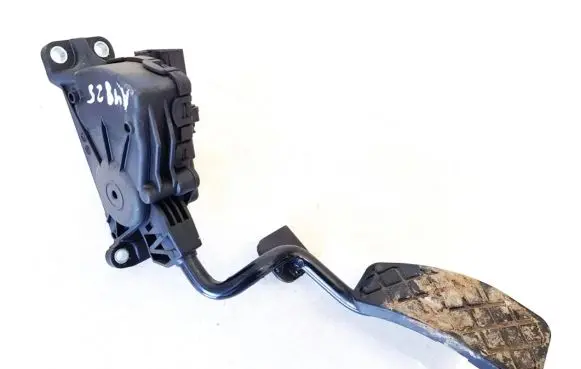 Audi A6 S6 C6 4F Accelerator throttle pedal 4f2721523 6pv008984-02