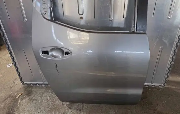 Nissan Navara D23 Rear door 