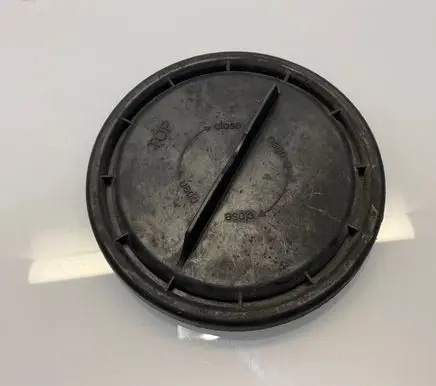 Mercedes-Benz E W211 Headlight/headlamp dust cover 15822200