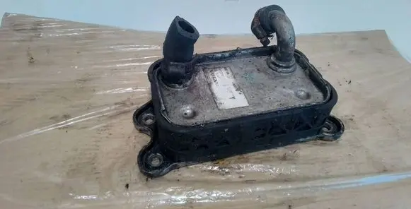 Volvo V70 Engine oil radiator 9497225 49376 060399
