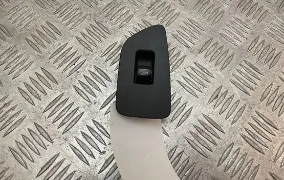 Volvo S90, V90 Electric window control switch 31376458
