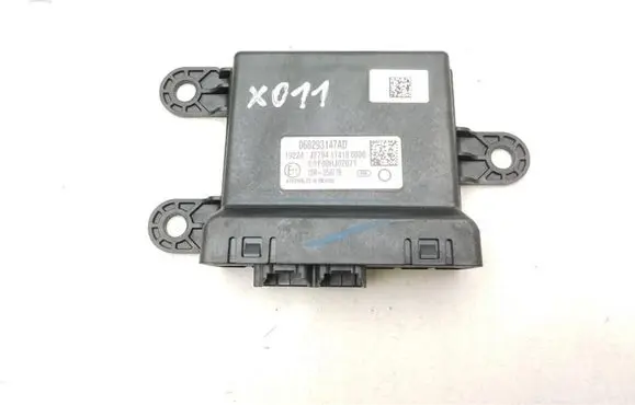 Chrysler Pacifica Parking PDC control unit/module 068293147AD