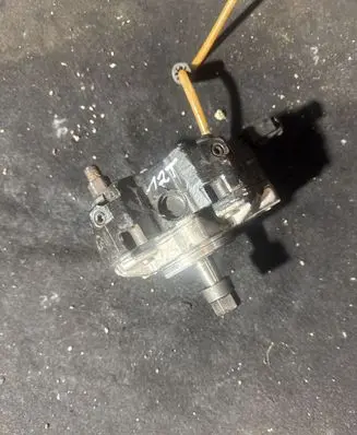 BMW 3 E46 Fuel injection high pressure pump 0445010045 7788670