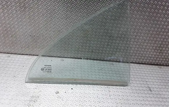 Toyota Avensis T250 Rear vent window glass 