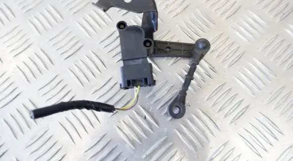 Land Rover Range Rover Sport L494 Air suspension front height level sensor CPLA3D026AA