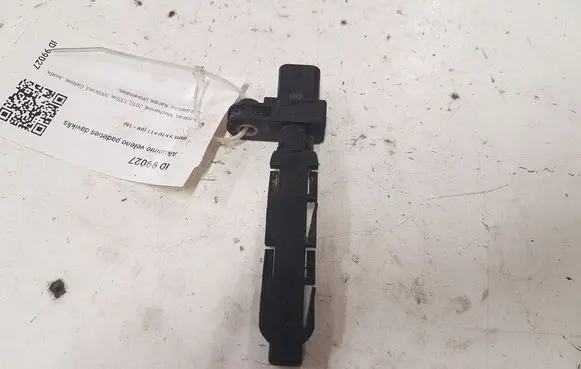 BMW 5 F10 F11 Crankshaft position sensor 7805188