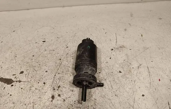 Windscreen/windshield washer pump
