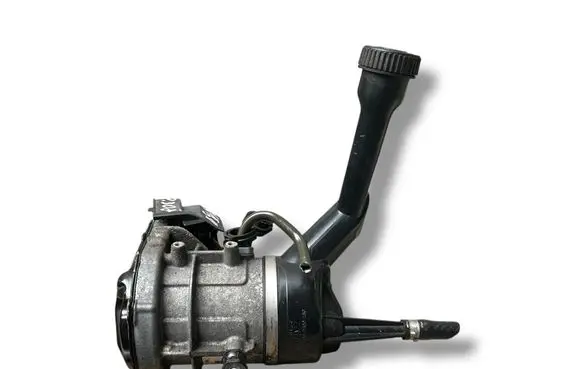 Peugeot 308 Power steering pump 9670700380