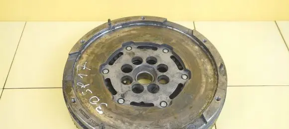 Mazda 6 Dual mass flywheel SH0116610 30SP17