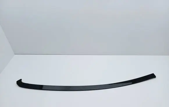 Mercedes-Benz C W203 Rear side glass trim 