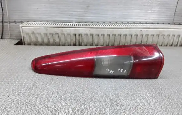 Volvo S70 V70 V70 XC Rear/tail lights 9157800