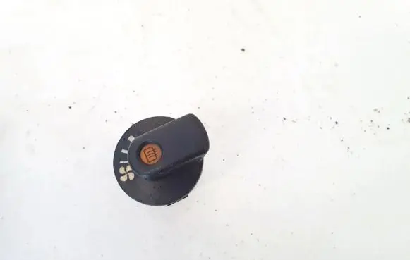 Opel Signum Windscreen/window heater switch 90340744 a28-657625