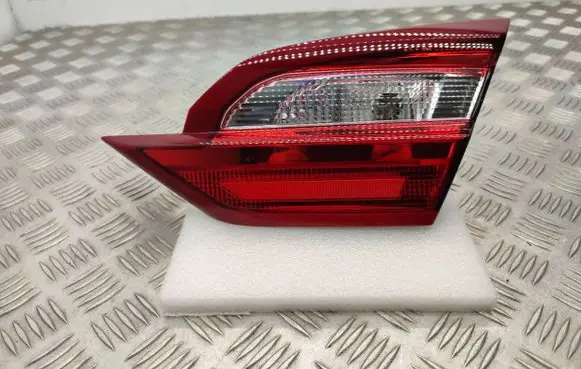Ford Fiesta Tailgate rear/tail lights H1BB13A602AH