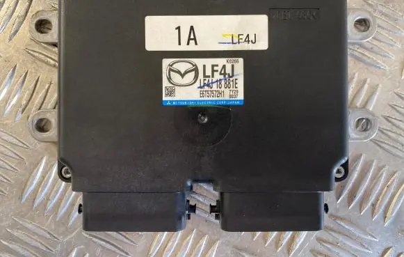 Mazda 6 Engine control unit/module LF4J18881E E6T57572H1 K6266