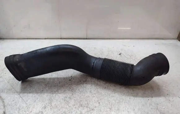 Mercedes-Benz ML W164 Air intake duct part A1645051961