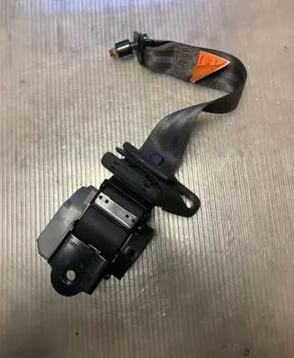 Chevrolet Captiva Rear seatbelt A1003L