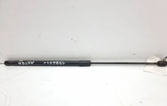 Opel Astra H Shock absorber/damper mounting bracket 