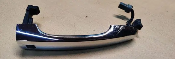 KIA Sorento Front door exterior handle