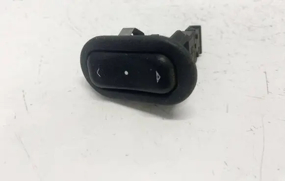 Opel Zafira A Electric window control switch 13363100 90561366