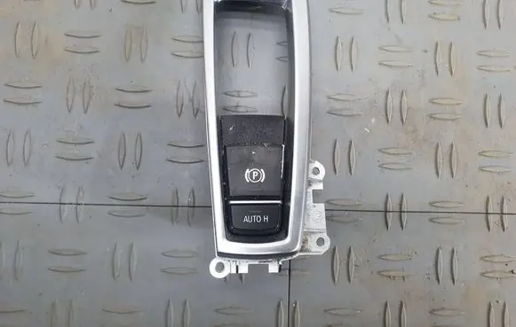 BMW 5 F10 F11 Hand parking brake switch 9217594