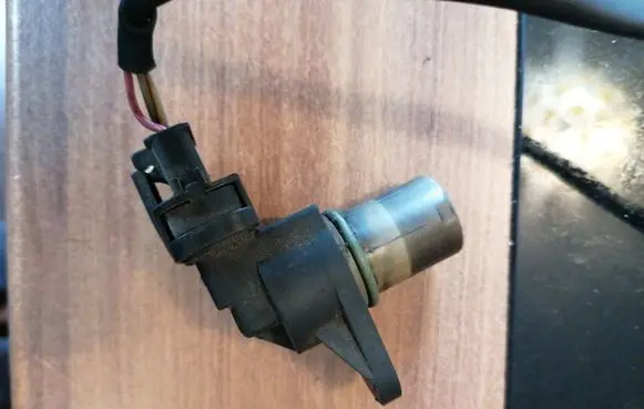 Mercedes-Benz E W211 Camshaft position sensor A0031539728