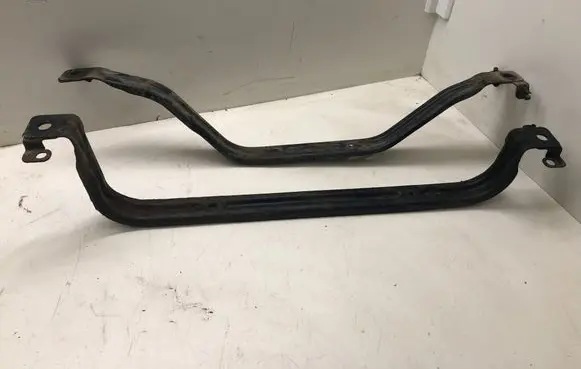 Volvo S80 Fuel tank mounting bracket 