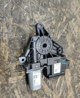 Alfa Romeo Giulia Rear door window regulator motor C59675102 C59653102