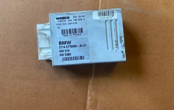 BMW X5 E70 Air suspension control unit module (rear) 37146778966