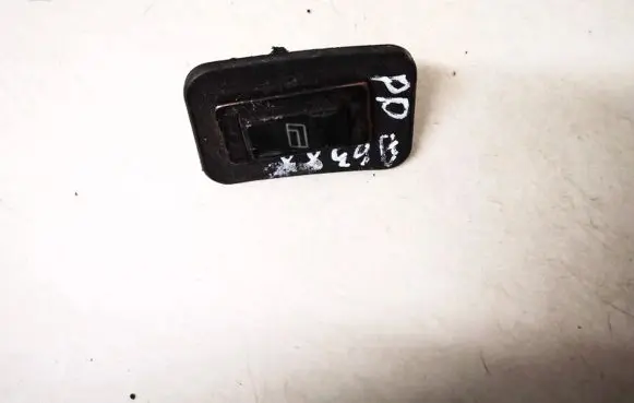 Opel Zafira A Electric window control switch
