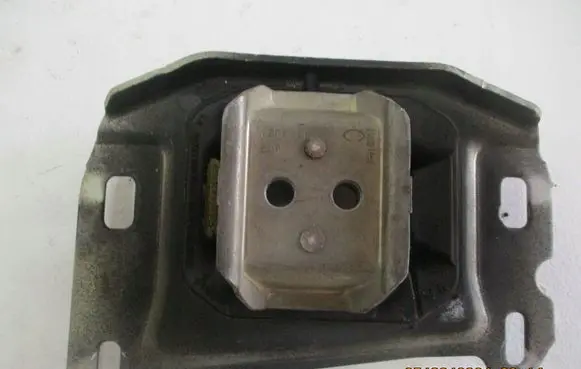Opel Rekord Olympia Engine mount vacuum valve 9812667680