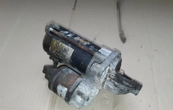 Fiat Doblo Starter motor 221346