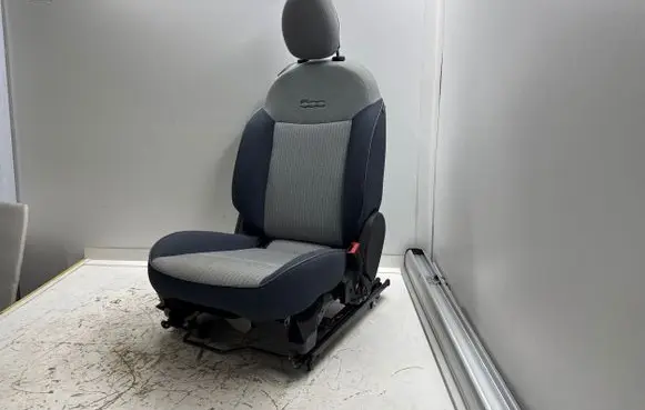 Fiat 500E Front passenger seat 7357241960 5214756
