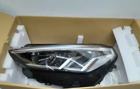 BMW X1 U11 Headlight/headlamp 5A9A221 63115A643A3