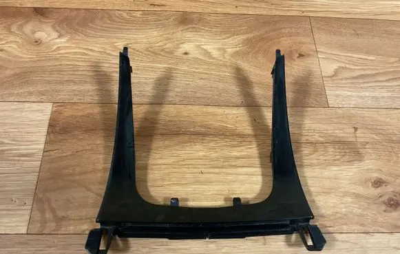 Opel Insignia A Gear shifter surround trim plastic 13245741