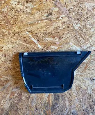 Mercedes-Benz E W124 (B) pillar trim (bottom) 1246921522