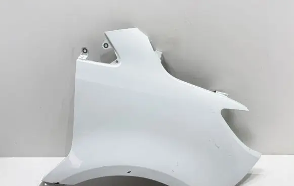 Mercedes-Benz Sprinter W907 W910 Fender 