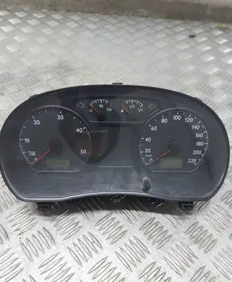Volkswagen Polo Speedometer (instrument cluster) 6Q0920