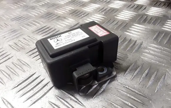Mercedes-Benz E W210 ESP acceleration yaw rate sensor 0265005230 0015404517 0005422481