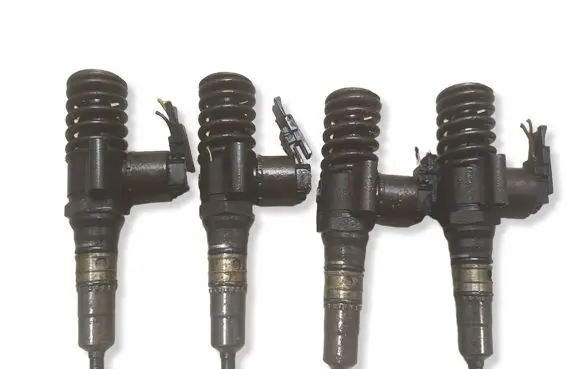 Audi A3 S3 A3 Sportback 8P Fuel injectors set 0414720404
