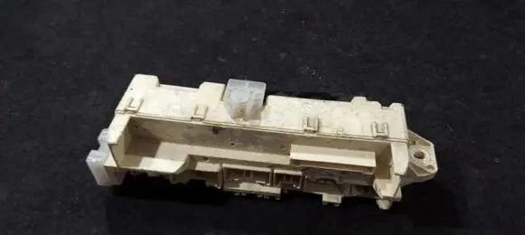 Mazda 323 F Fuse box set