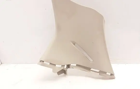 Mazda 2 (C) pillar trim D65168250