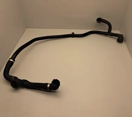 Mercedes-Benz Sprinter W907 W910 Engine coolant pipe/hose