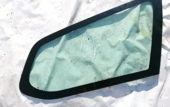Ford Focus Rear side window