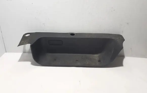 Nissan Primastar Front sill trim cover 8200967010