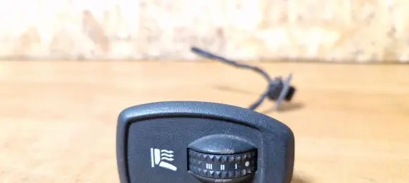 Renault Megane III Seat heating switch 526810032