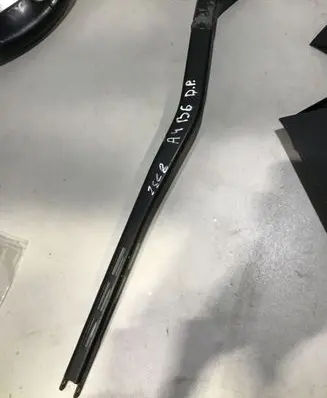 Audi A4 S4 B6 8E 8H Front wiper blade arm 8E1955406