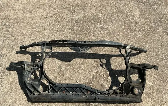 Audi A4 S4 B6 8E 8H Radiator support slam panel