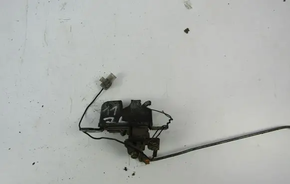 Mazda 626 Tailgate/trunk/boot lock/catch/latch 