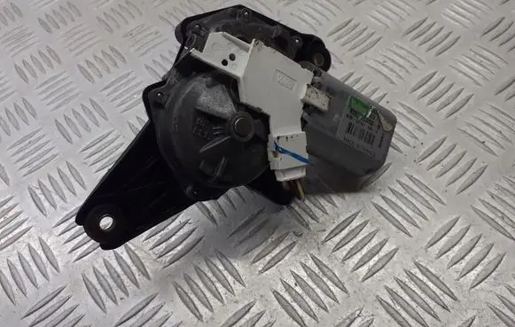 Renault Megane II Wiper motor 8200153458