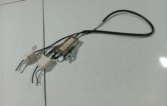 Toyota Avensis T250 Antenna control unit 8630005100